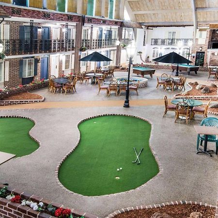 Howard Johnson By Wyndham Burlington Luaran gambar